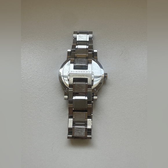 Burberry Grey Dial Stainless Steel Women's Watch - Picture 10 of 12